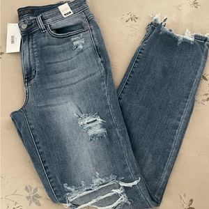 BNWT Judy Blue distressed jeans size 11/30